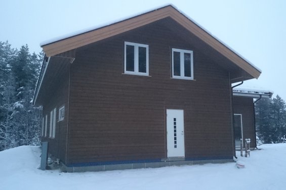 Koka karkasa māja Elverumā