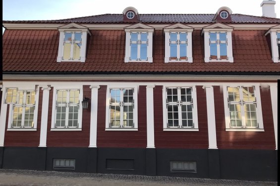Koka karkasa māja Cēsīs