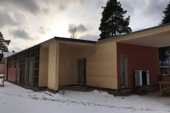 Koka karkasa māja Dreiliņos