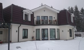Mājas piebūve Elverumā